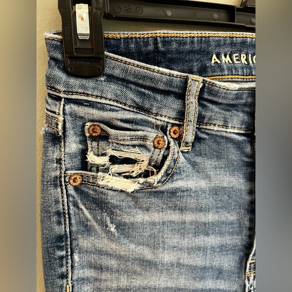 American Eagle Stretch Super High-Rise Flare, Medium Wash, Size 0 - Picture 4 of 12